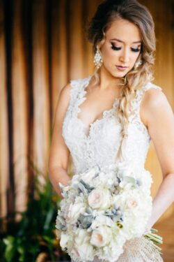 Amer Trad. wedding bride 26 Miami