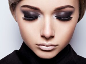 Eye-Makeup-